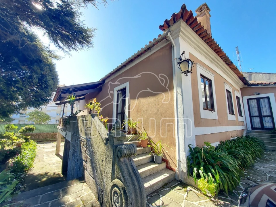 Moradia T4 para Venda em Santa Maria Maior e Monserrate e Meadela Foto 1