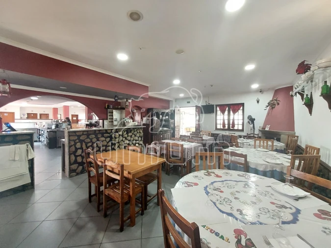 Negócio para Venda em Arcozelo Foto 6