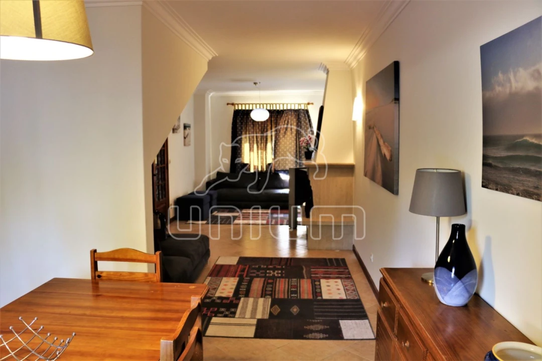 Moradia T5 para Venda em Moledo e Cristelo Foto 1