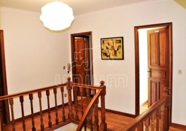 Moradia T5 para Venda em Moledo e Cristelo