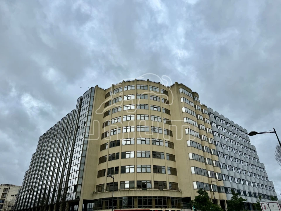 Loja para Venda em Valença, Cristelo Covo e Arão Foto 1