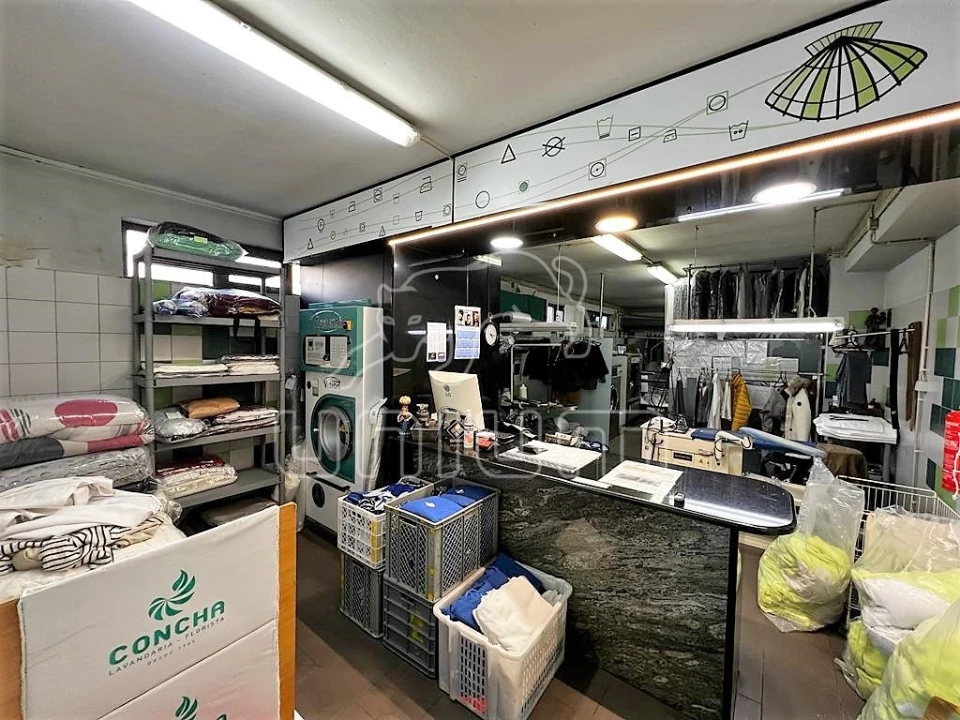 Negócio para Venda em Santa Maria Maior e Monserrate e Meadela Foto 1