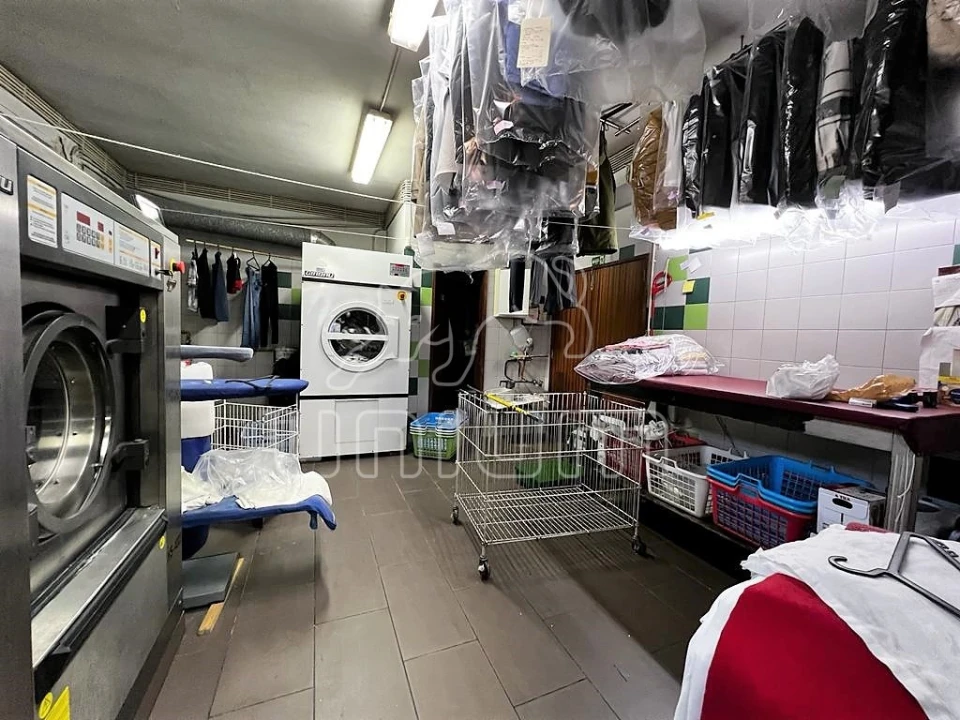 Negócio para Venda em Santa Maria Maior e Monserrate e Meadela Foto 3