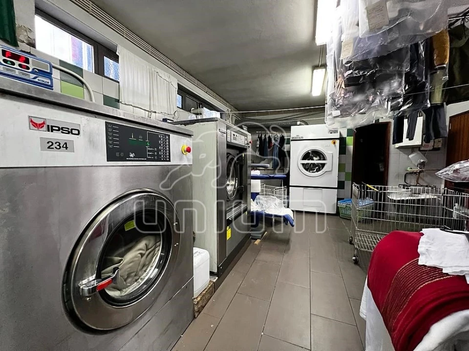 Negócio para Venda em Santa Maria Maior e Monserrate e Meadela Foto 4