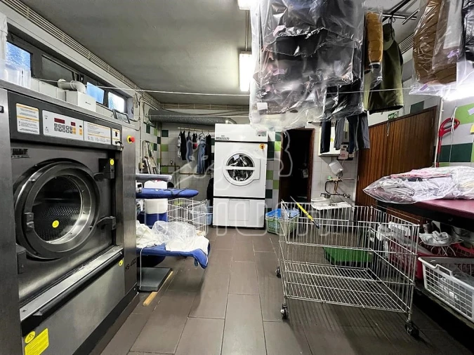 Negócio para Venda em Santa Maria Maior e Monserrate e Meadela Foto 6