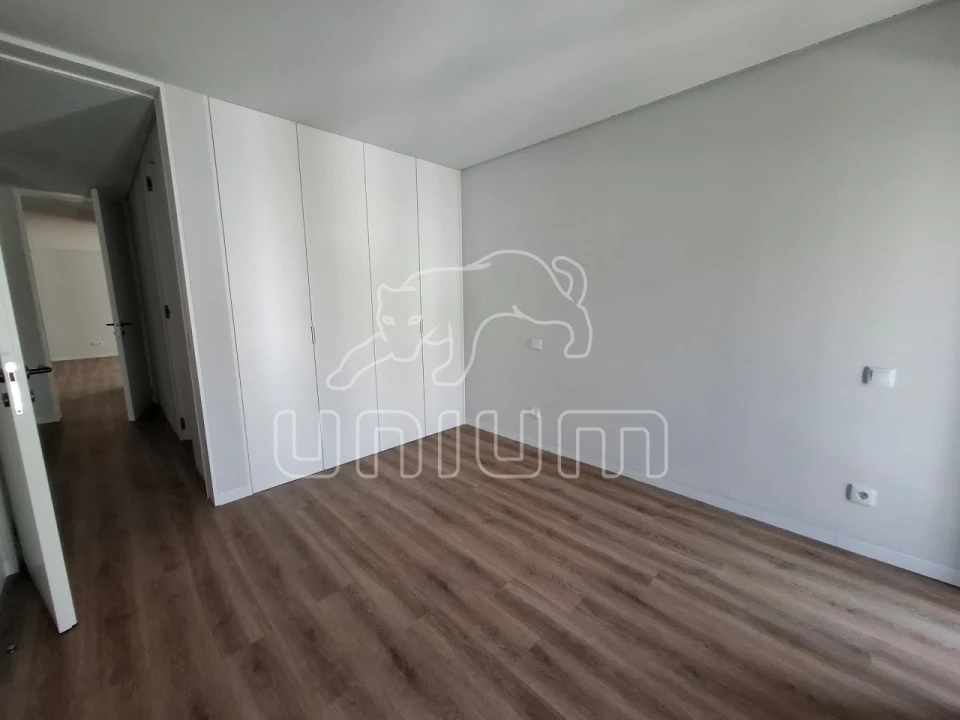 Apartamento T3 para Venda em Santa Maria Maior e Monserrate e Meadela Foto 28