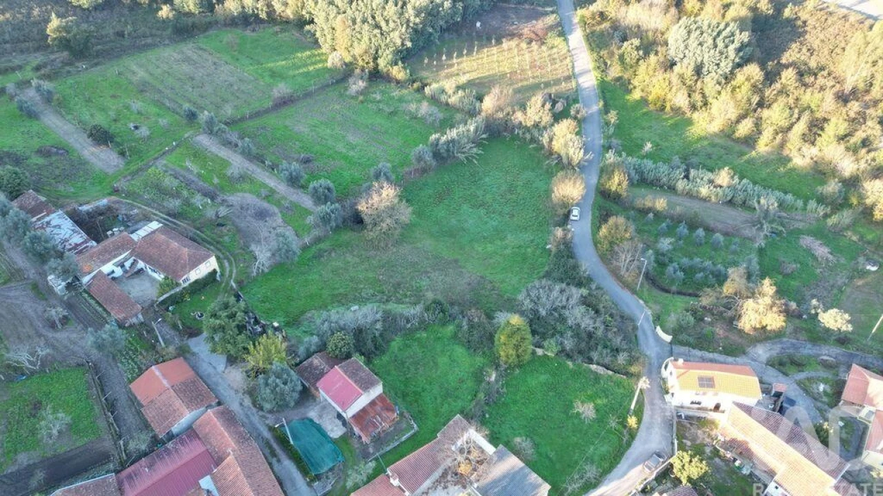 Terreno para Venda em Semide e Rio Vide Foto 7
