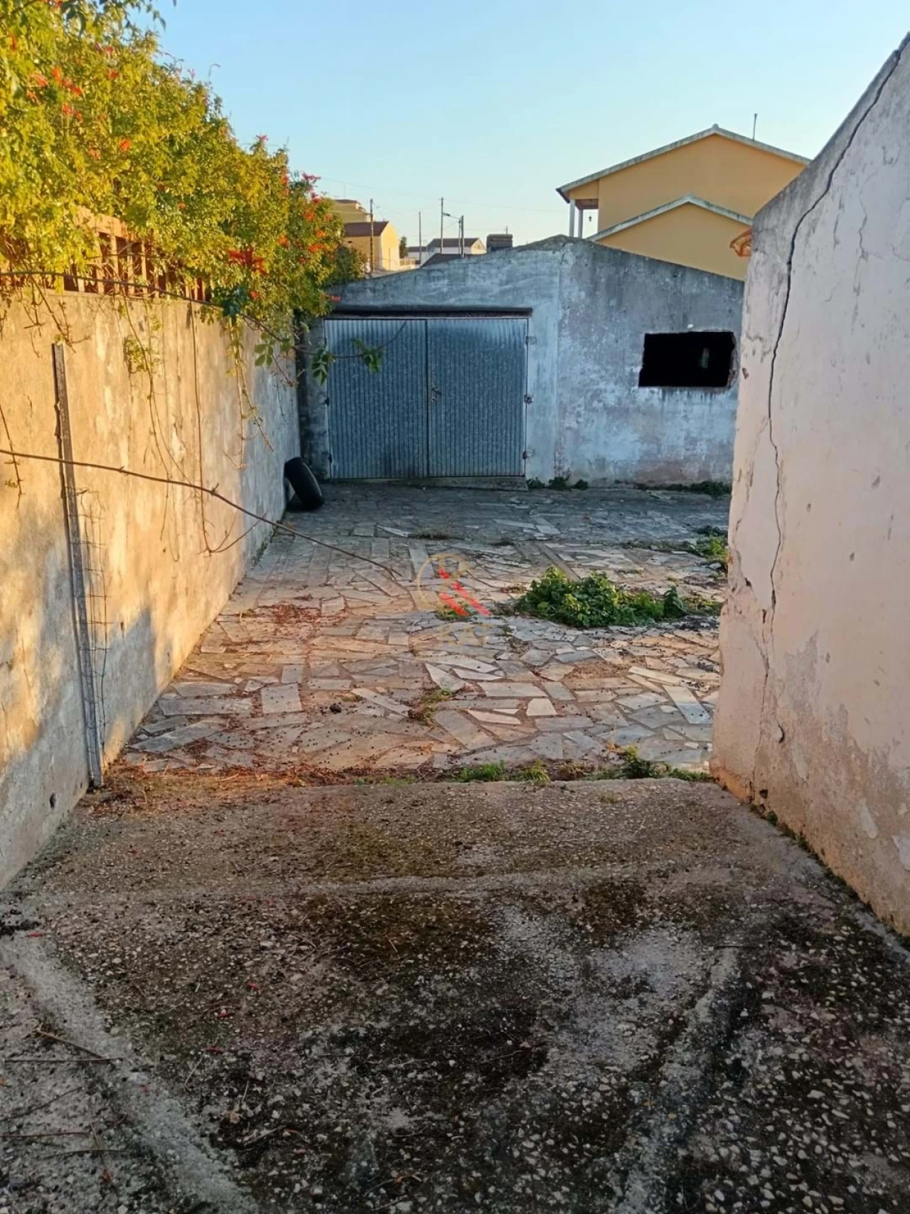 Moradia T4 para Venda em Miragaia e Marteleira Foto 3