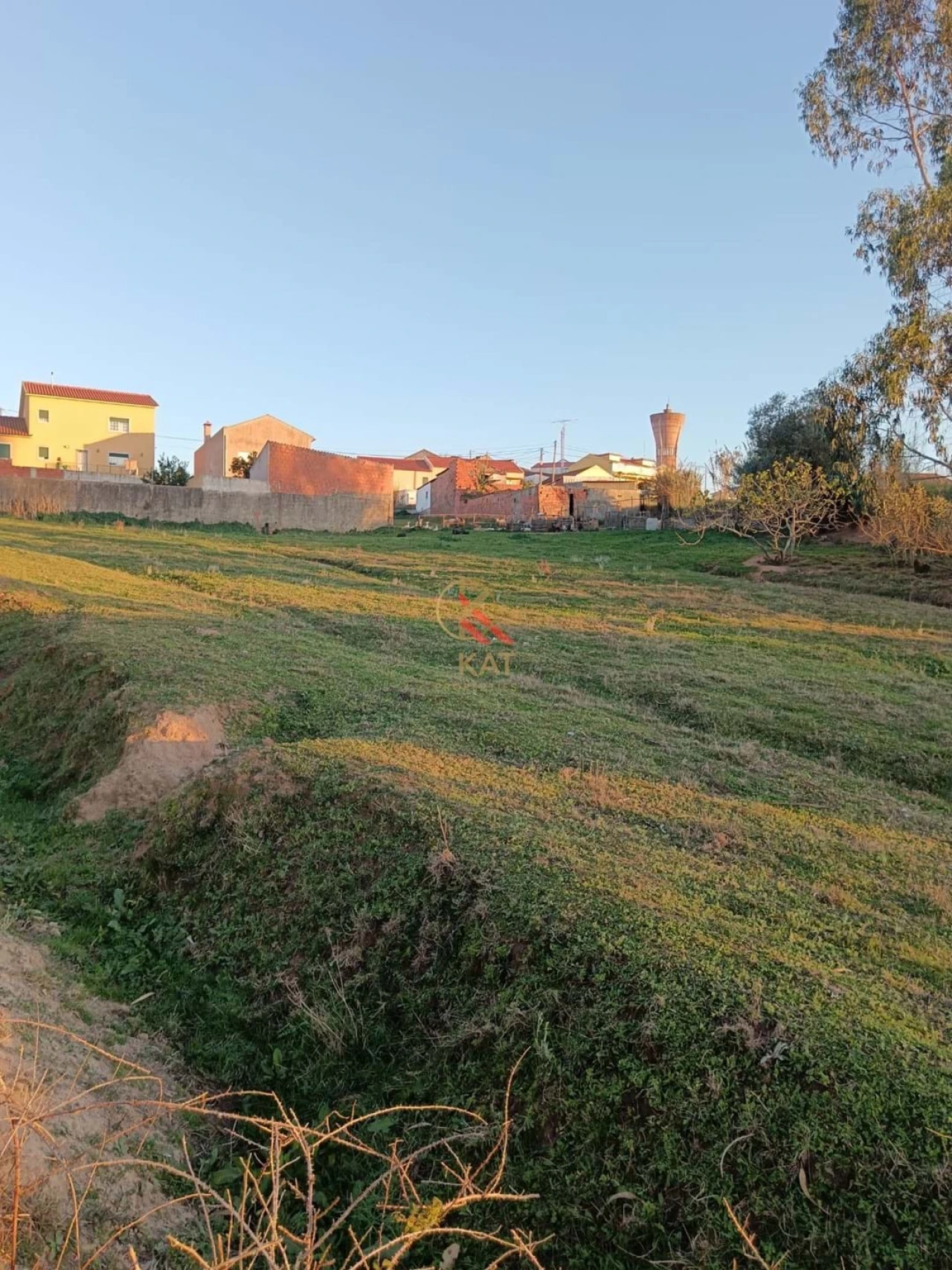 Moradia T4 para Venda em Miragaia e Marteleira Foto 14