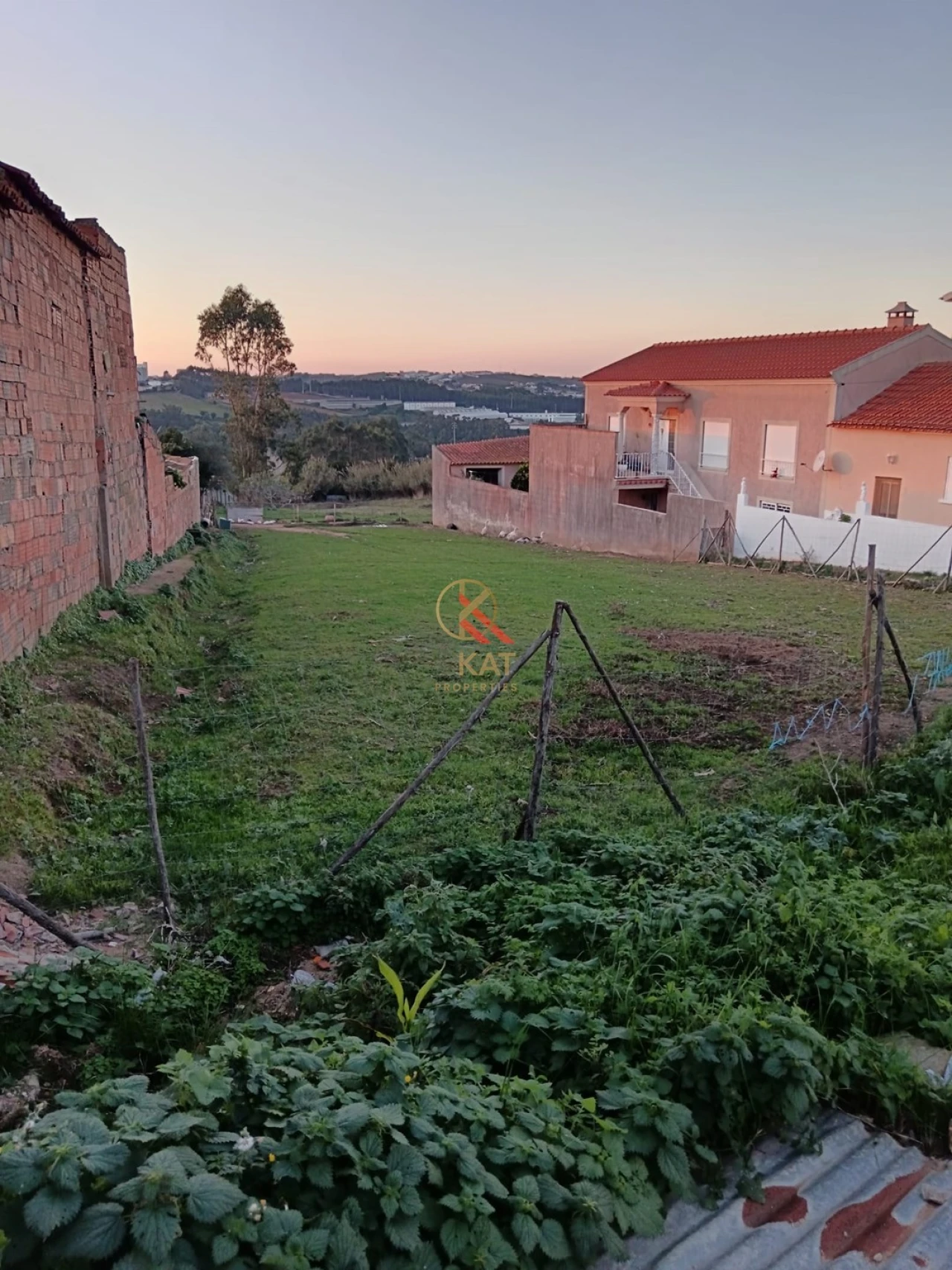 Moradia T4 para Venda em Miragaia e Marteleira Foto 13