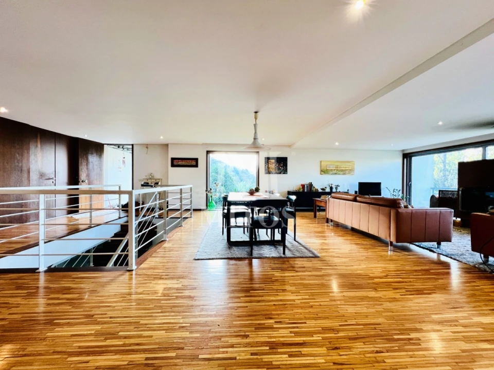 Moradia T4 para Venda em Reboreda e Nogueira Foto 1