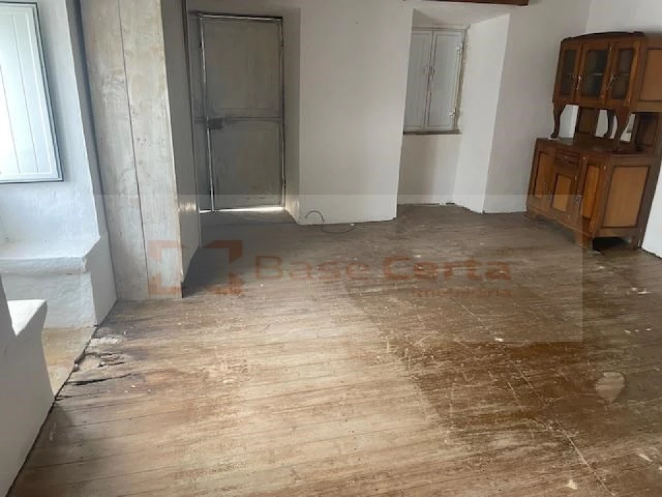 Moradia T2 para Venda em Areias e Pias Foto 22