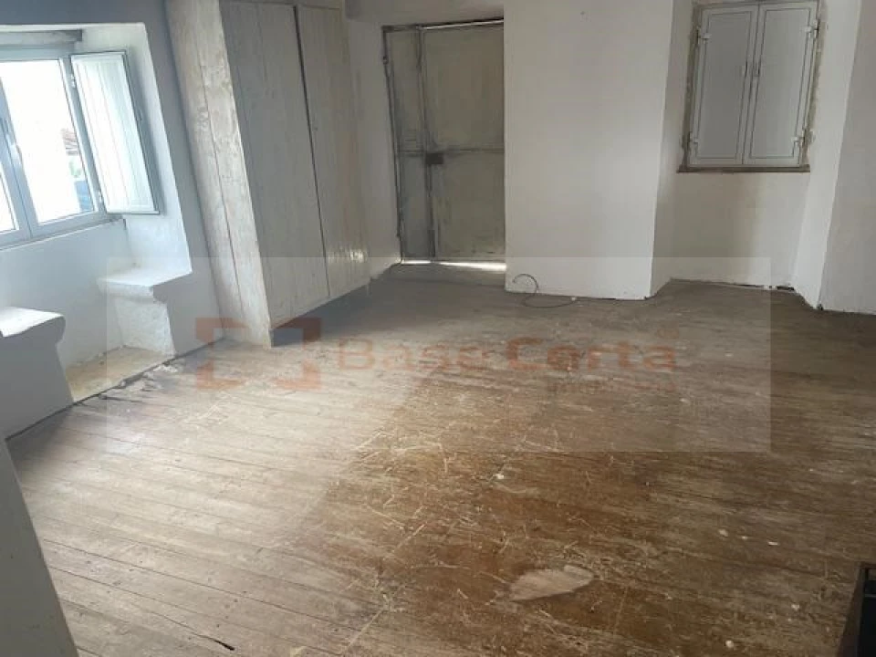 Moradia T2 para Venda em Areias e Pias Foto 23