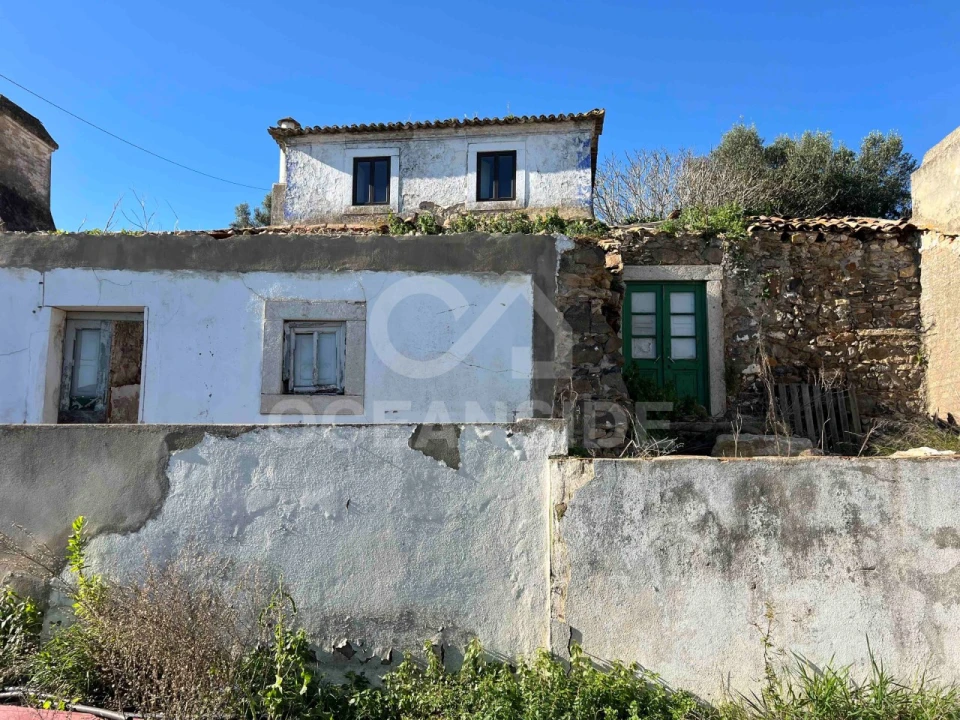 Moradia T2 para Venda em Almargem do Bispo, Pêro Pinheiro e Montelavar Foto 1