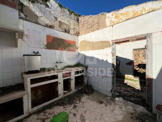 Moradia T2 para Venda em Almargem do Bispo, Pêro Pinheiro e Montelavar Foto 3