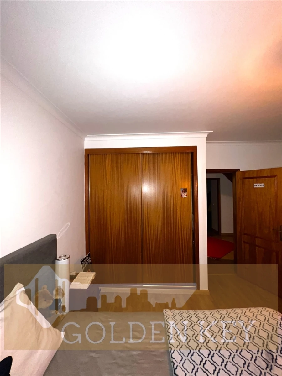 Moradia T5 para Venda em Marrazes e Barosa Foto 30