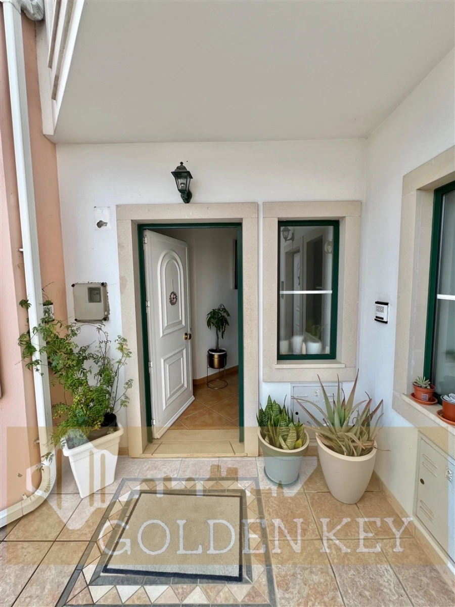 Moradia T5 para Venda em Marrazes e Barosa Foto 4