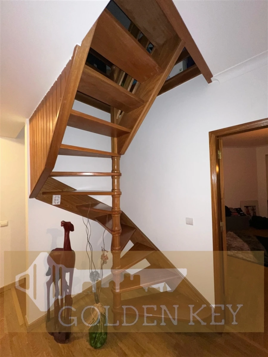 Moradia T5 para Venda em Marrazes e Barosa Foto 32