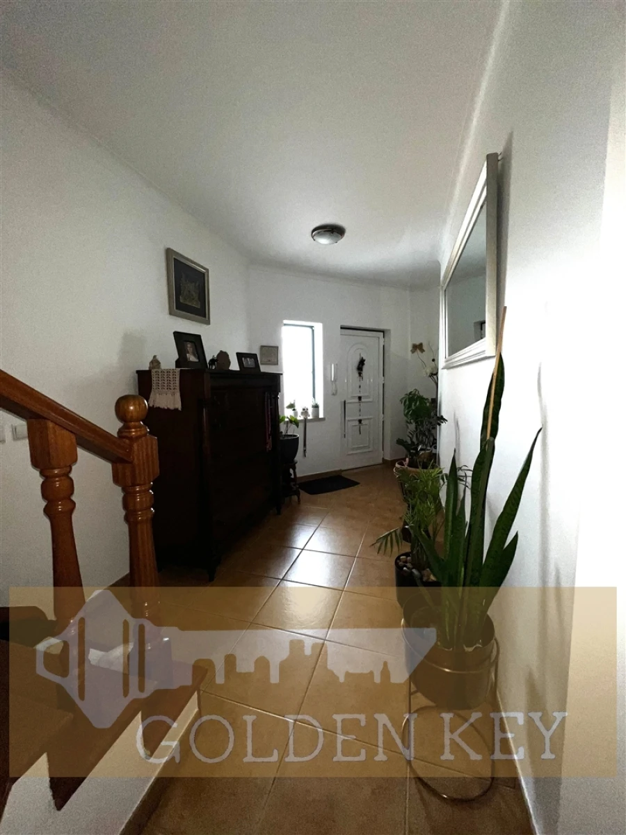 Moradia T5 para Venda em Marrazes e Barosa Foto 7