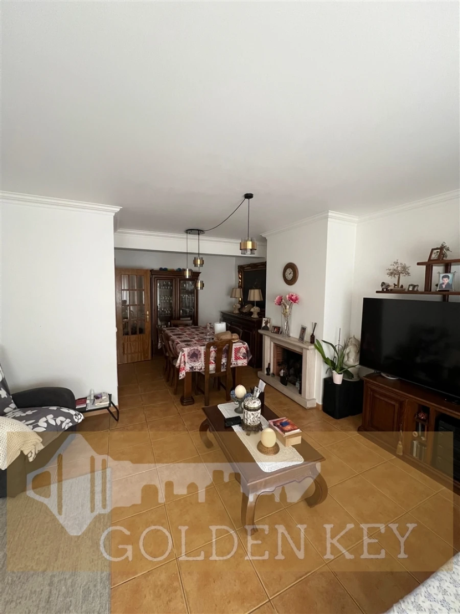 Moradia T5 para Venda em Marrazes e Barosa Foto 8