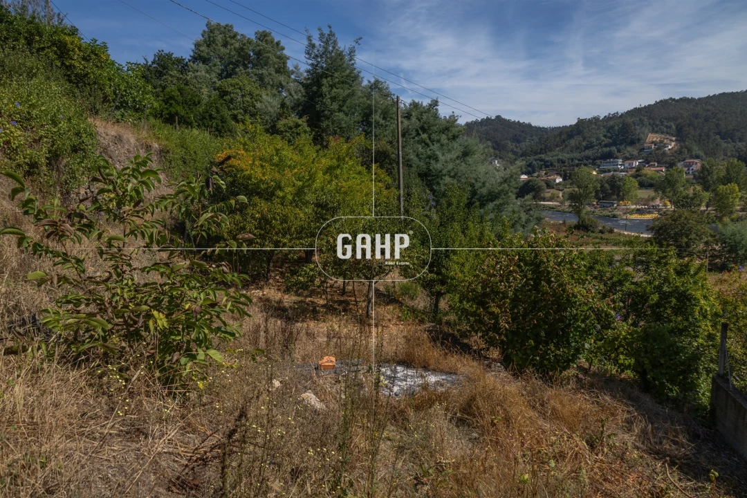 Moradia T3 para Venda em Lorvão Foto 57