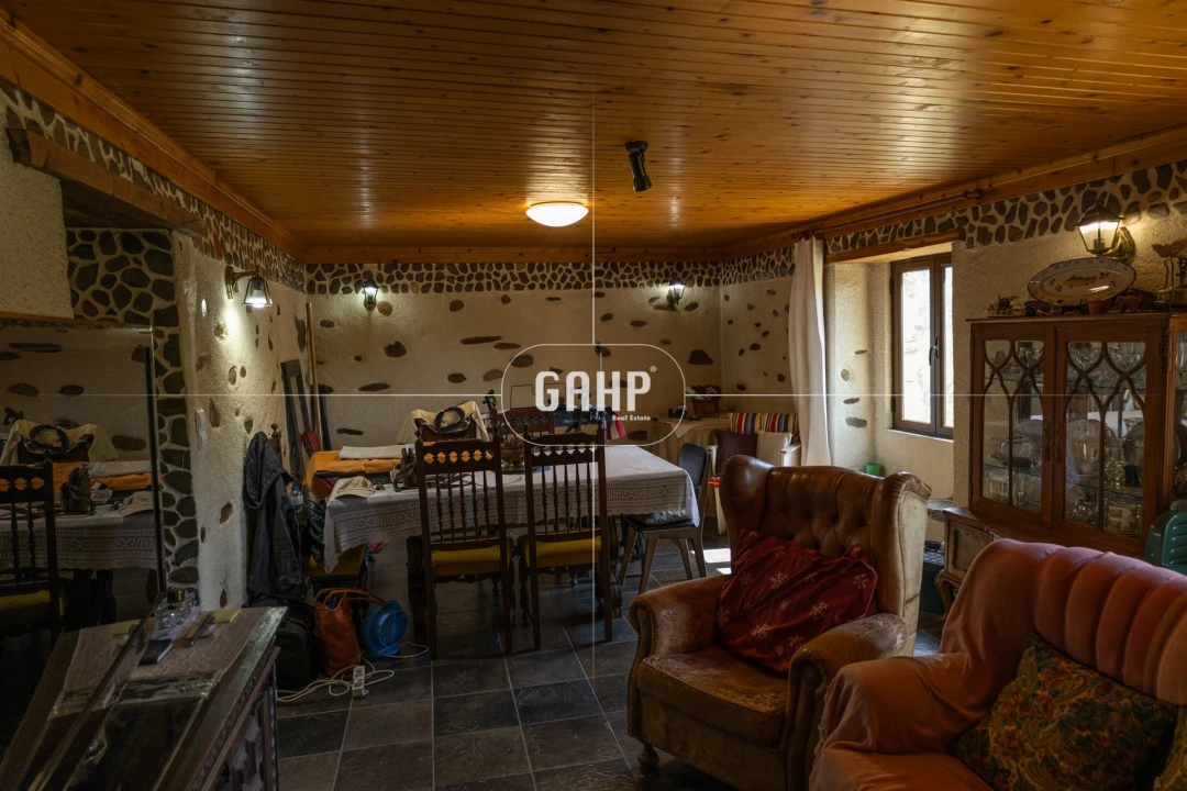 Moradia T3 para Venda em Lorvão Foto 4