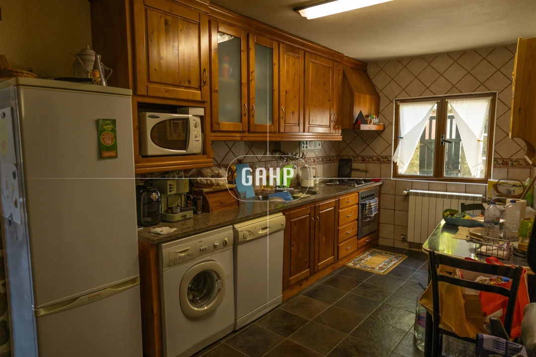 Moradia T3 para Venda em Lorvão Foto 9