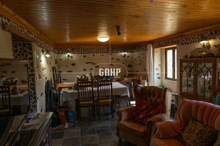 Moradia T3 para Venda em Lorvão Foto 4