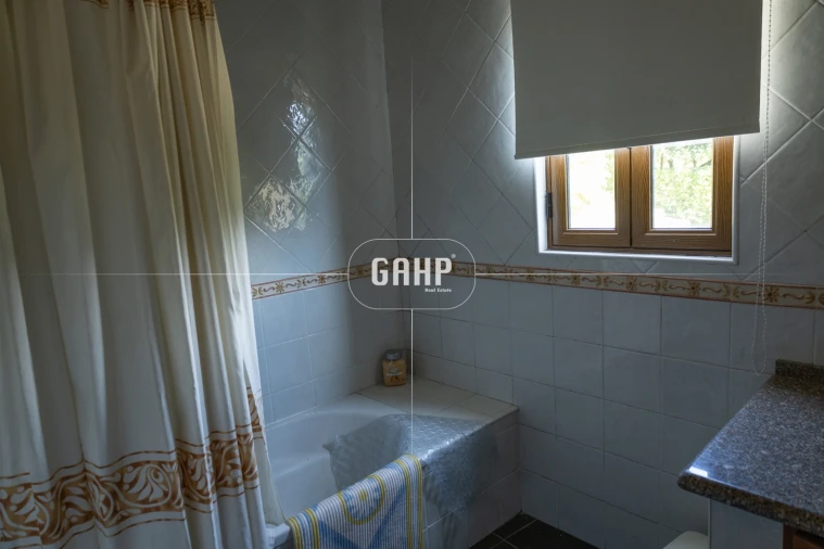 Moradia T3 para Venda em Lorvão Foto 12