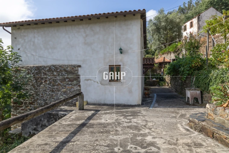 Moradia T3 para Venda em Lorvão Foto 47