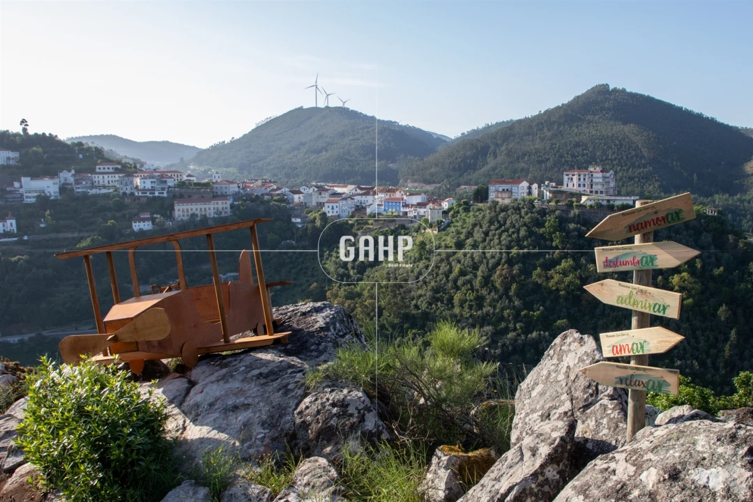 Moradia T3 para Venda em Lorvão Foto 65