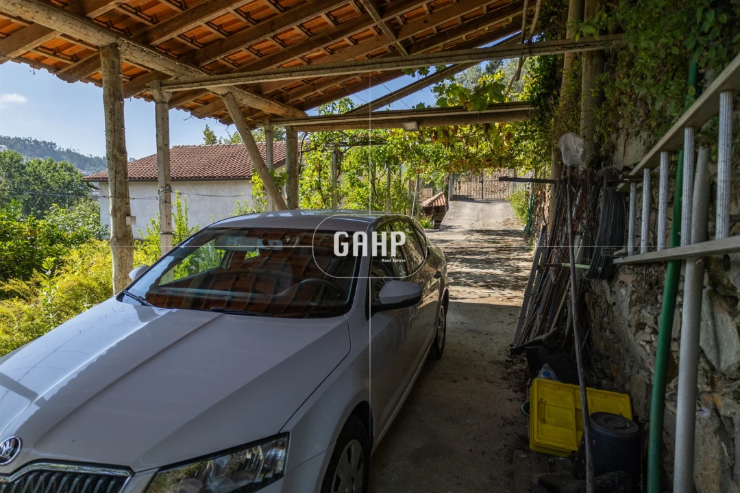 Moradia T3 para Venda em Lorvão Foto 36