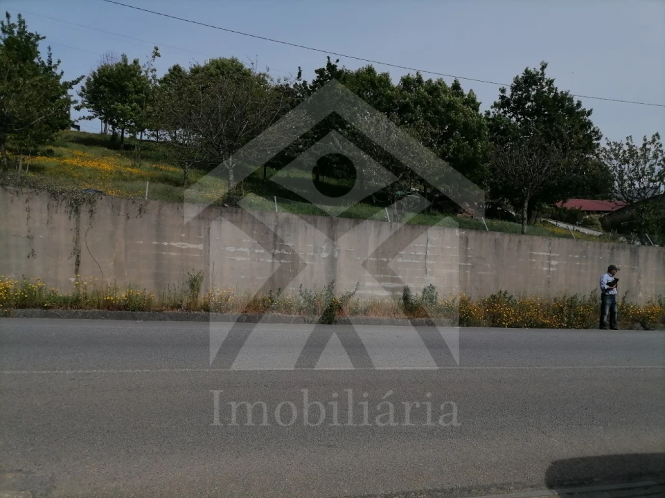Terreno para Venda em Vila Nova de Famalicão e Calendário Foto 4