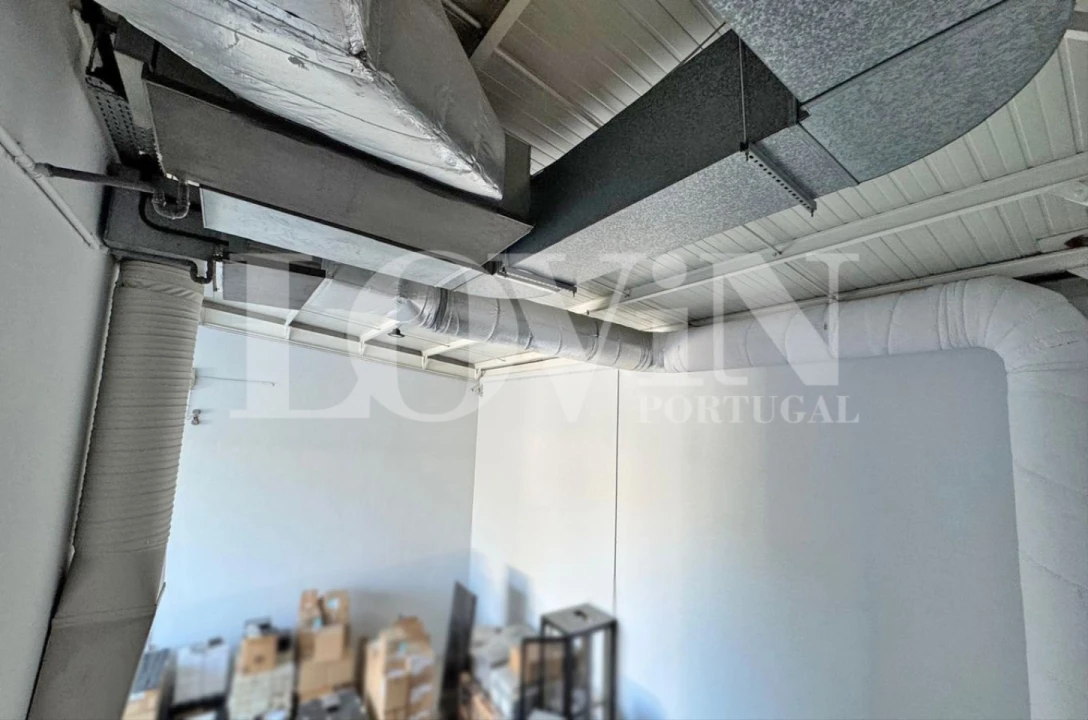 Armazém para Venda em Alfena Foto 20