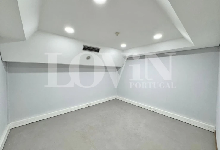 Armazém para Venda em Alfena Foto 11