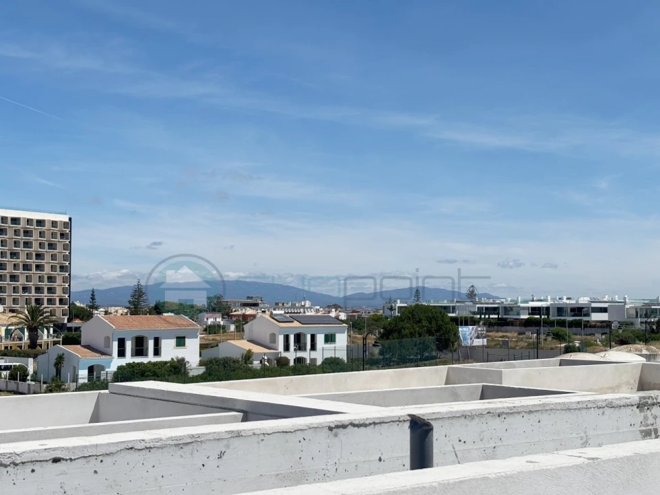 Moradia T4 para Venda em Lagos (São Sebastião e Santa Maria) Foto 36