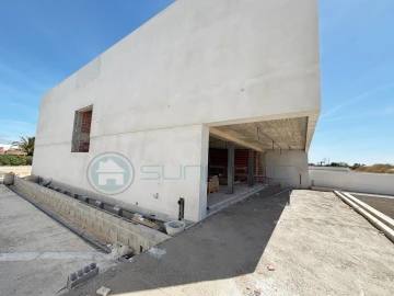 Moradia T4 para Venda em Lagos (São Sebastião e Santa Maria)