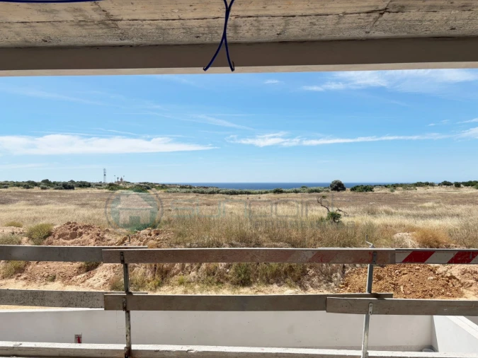 Moradia T4 para Venda em Lagos (São Sebastião e Santa Maria) Foto 43