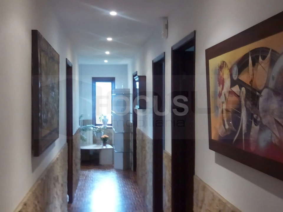 Moradia T6 para Venda em Cedrim e Paradela Foto 15