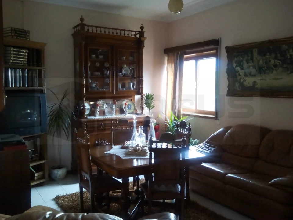 Moradia T6 para Venda em Cedrim e Paradela Foto 29