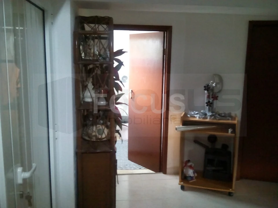 Moradia T6 para Venda em Cedrim e Paradela Foto 44