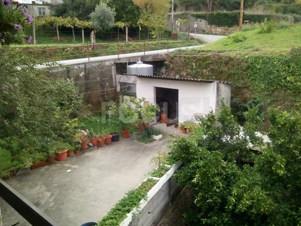 Moradia T6 para Venda em Cedrim e Paradela Foto 51