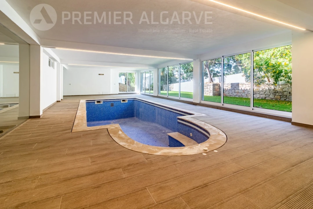 Moradia T6 para Venda em Conceição e Estoi Foto 34