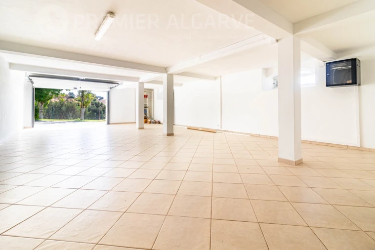 Moradia T6 para Venda em Conceição e Estoi Foto 35