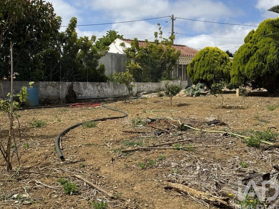 Moradia T3 para Venda em São Bartolomeu dos Galegos e Moledo Foto 7