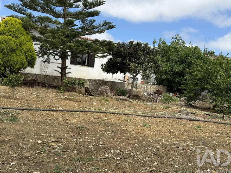 Moradia T3 para Venda em São Bartolomeu dos Galegos e Moledo Foto 1