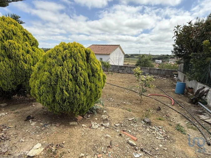 Moradia T3 para Venda em São Bartolomeu dos Galegos e Moledo Foto 11