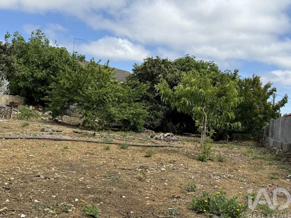 Moradia T3 para Venda em São Bartolomeu dos Galegos e Moledo Foto 29