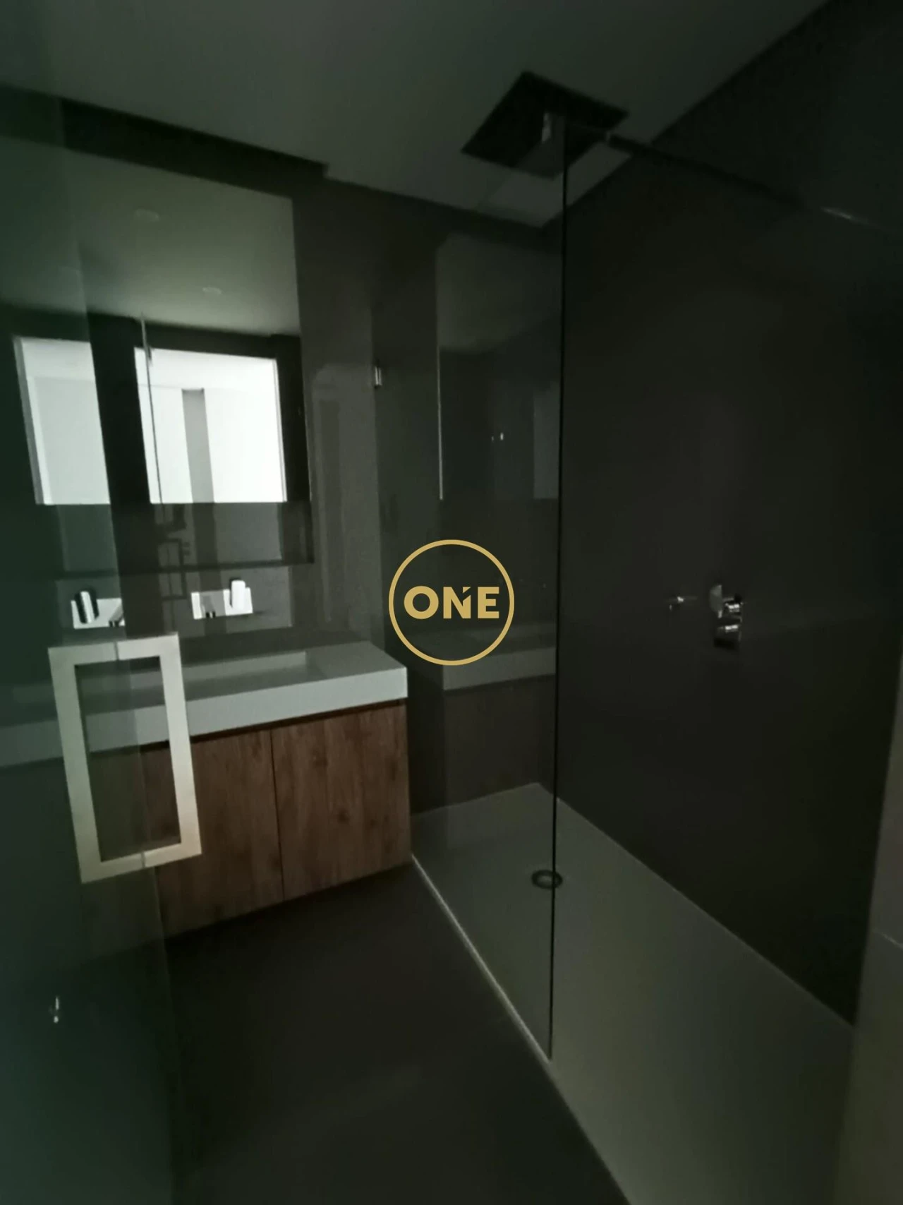 Apartamento T3 para Venda em Carcavelos e Parede Foto 2