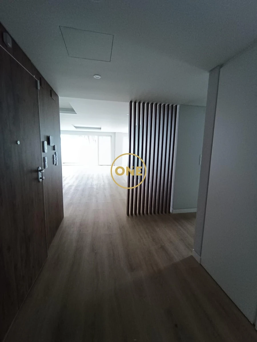 Apartamento T3 para Venda em Carcavelos e Parede Foto 6